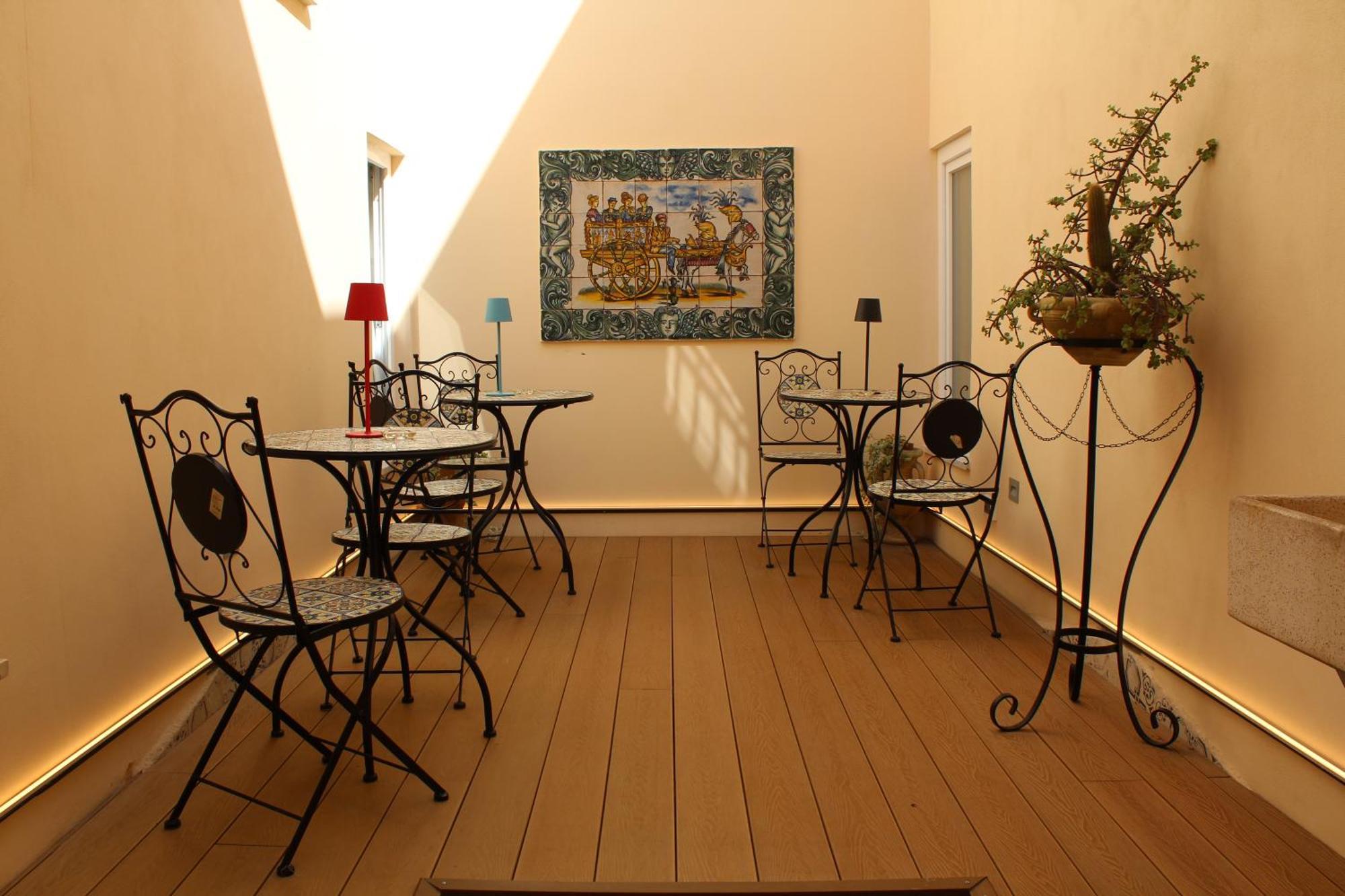 Falstaff Rooms & Suites Palermo Exteriör bild