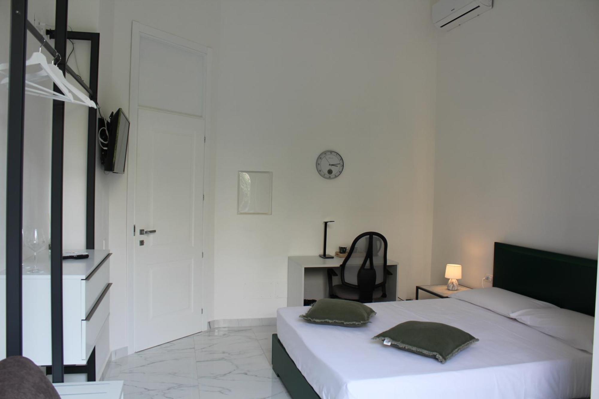Falstaff Rooms & Suites Palermo Exteriör bild