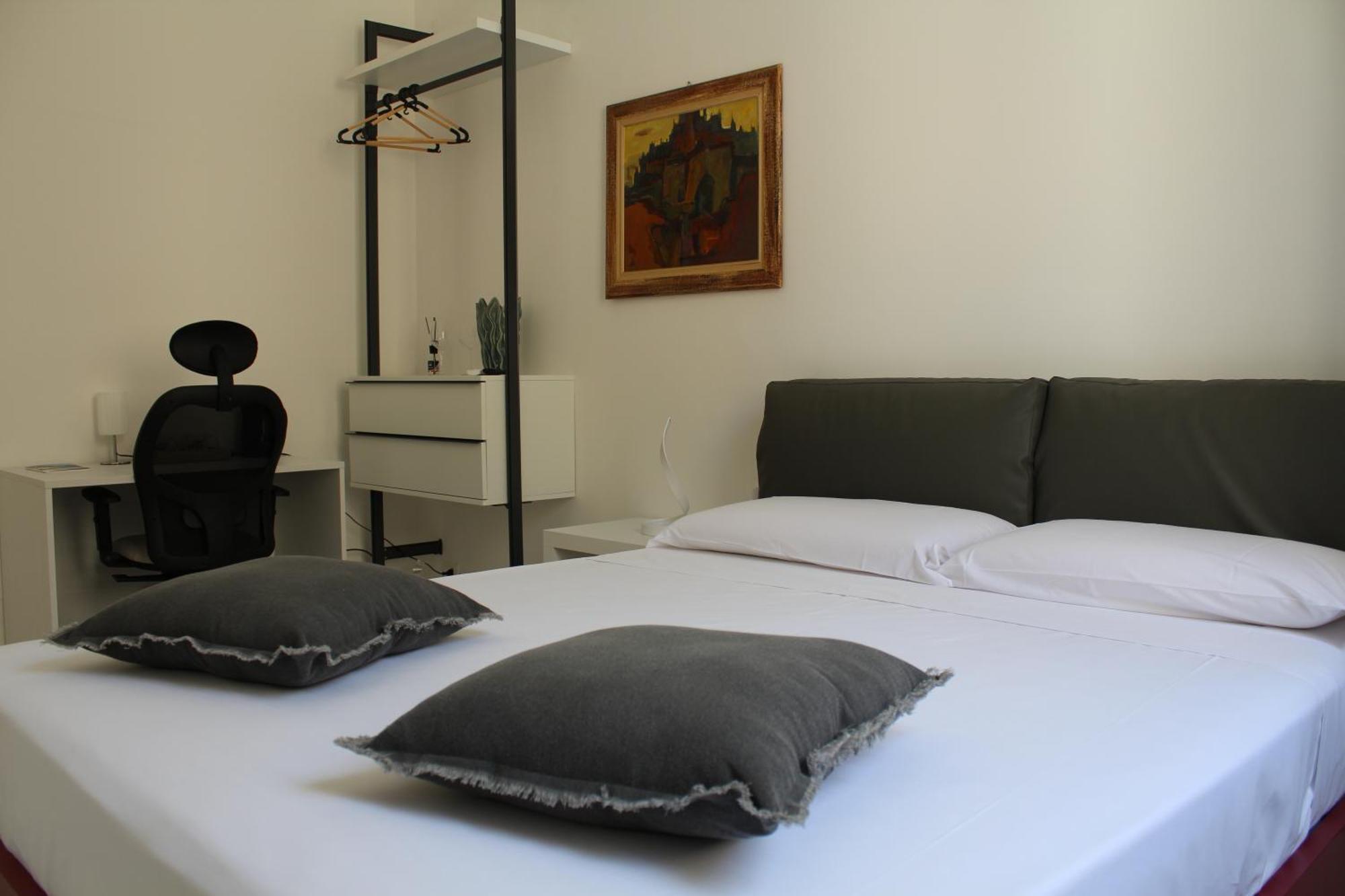 Falstaff Rooms & Suites Palermo Exteriör bild